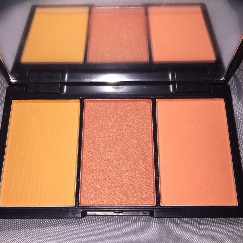 NEW Sleek Makeup Blush Trio